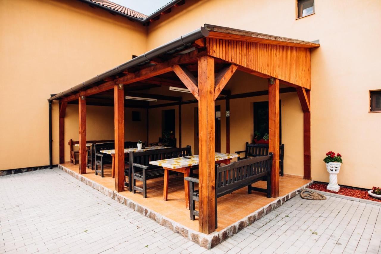 Iris 2 Bed & Breakfast Praid Dış mekan fotoğraf